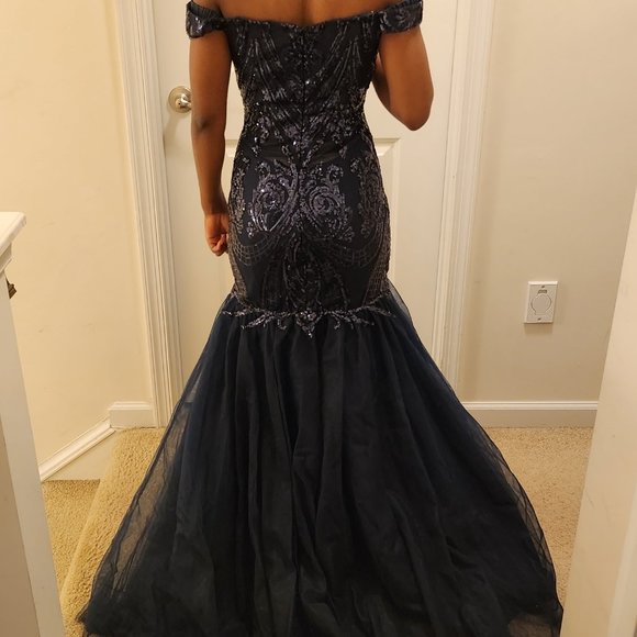 Prom Dress (WORN ONCE) - Picture 5 of 5